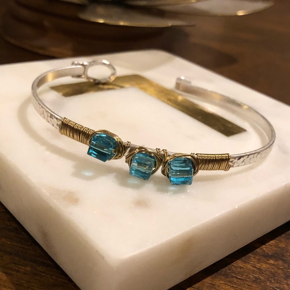Light blue crystal bracelet